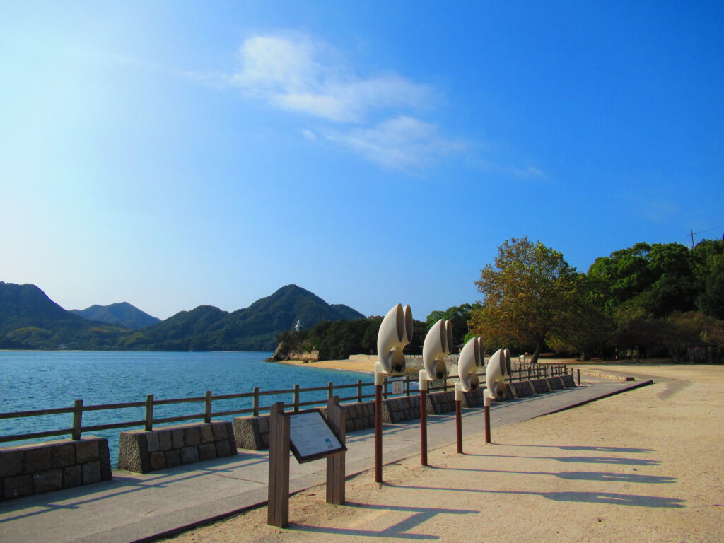 大久野島うさ耳集音器